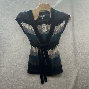 NEW love by design women sleeveless belted cardigan - small